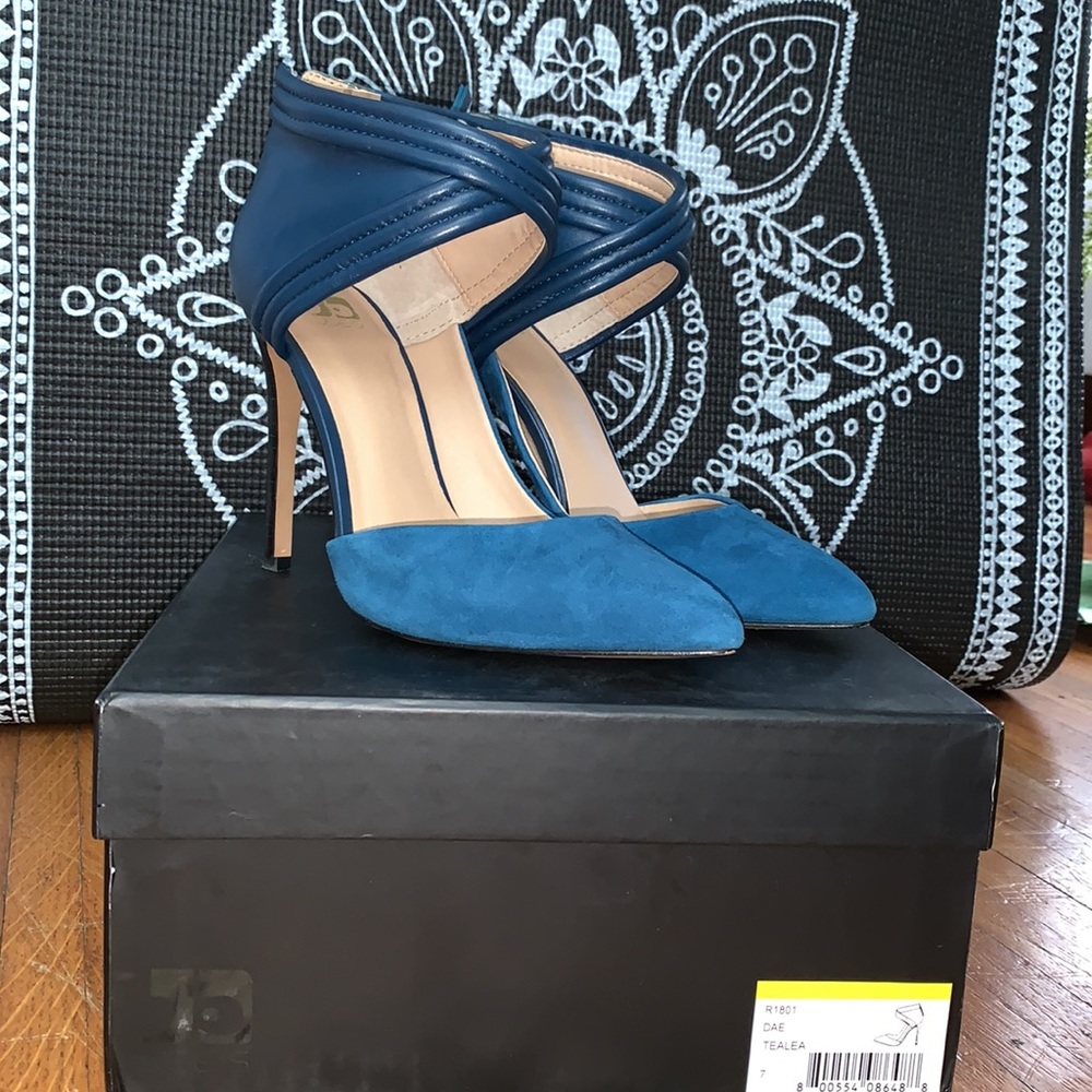 Turquoise High heels